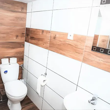 Appartement Goscinne 2 *